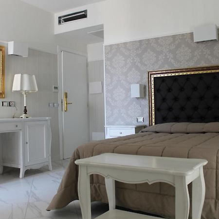 Hotel Residence Villa Del Mare Rimini Zewnętrze zdjęcie