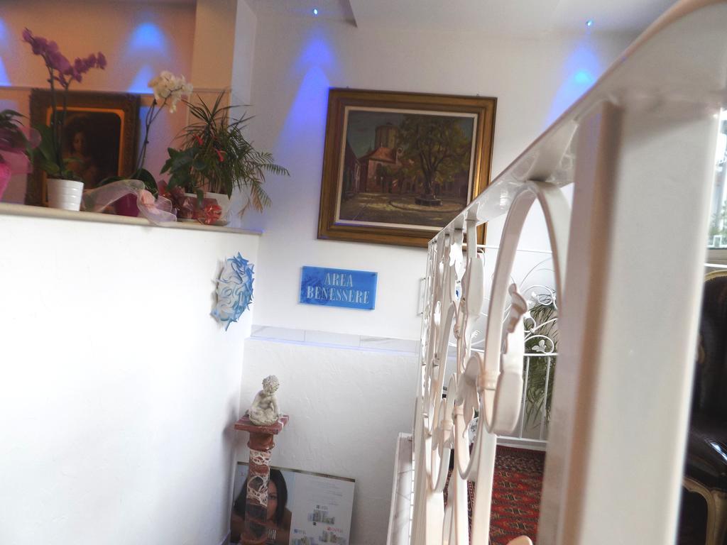 Hotel Residence Villa Del Mare Rimini Zewnętrze zdjęcie